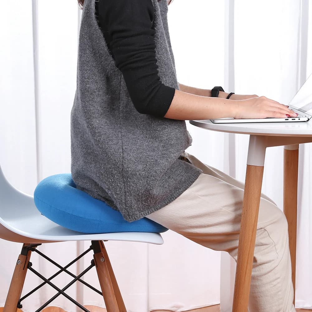 Inflatable Donut Seat Cushion Tailbone Coccyx Pressure Relief Ring Pillow — image 3
