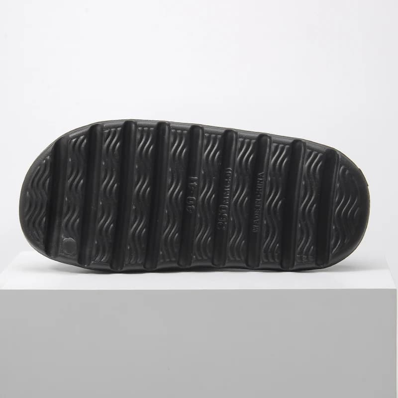 Men's EVA Slippers Anti-Slip Thick Sole Comfortable Indoor Outdoor House Slippers — image 2