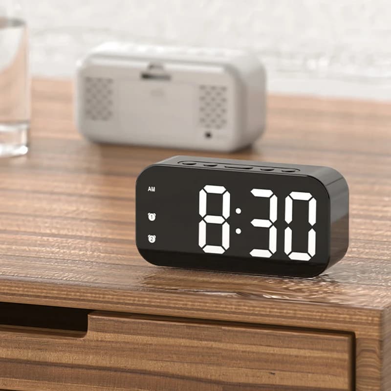 LED Digital Alarm Clock Plug-In Dual Alarm with Temperature Display 12/24H — image 5