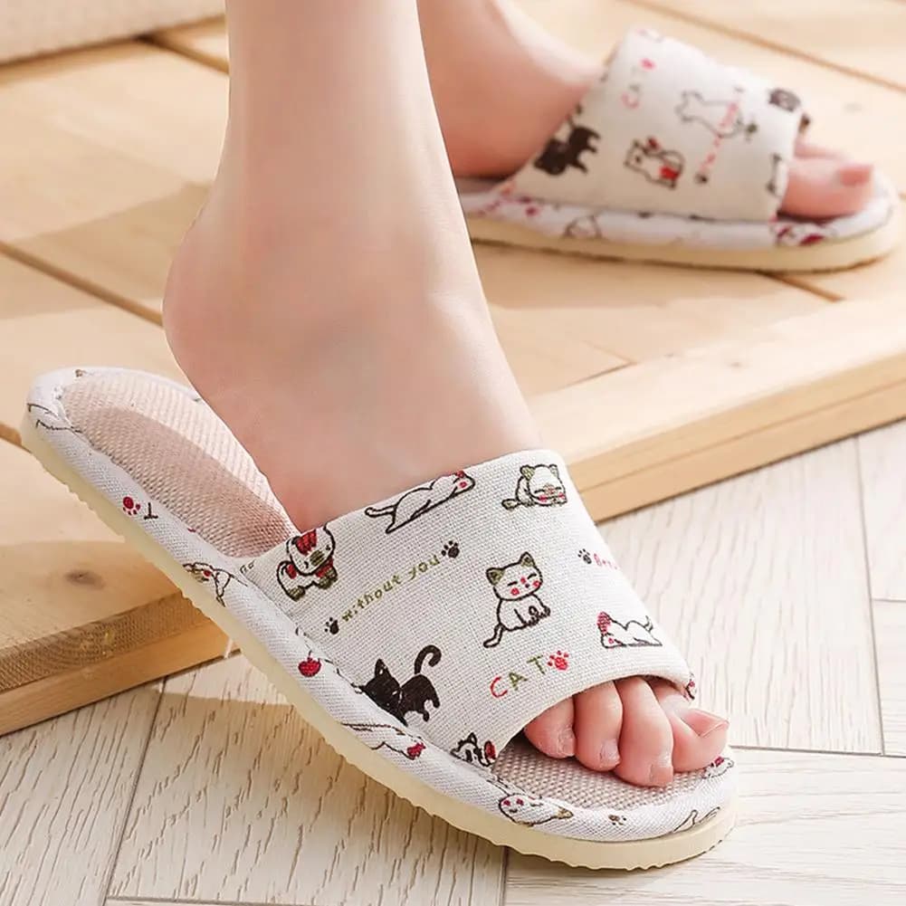 Women's Home Slippers Breathable Linen Lightweight Indoor Slip On Shoes — image 3