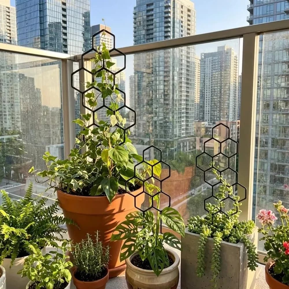 Plant Trellis Honeycomb Design Plastic Support Climbing Frame for Potted Plants — image 2