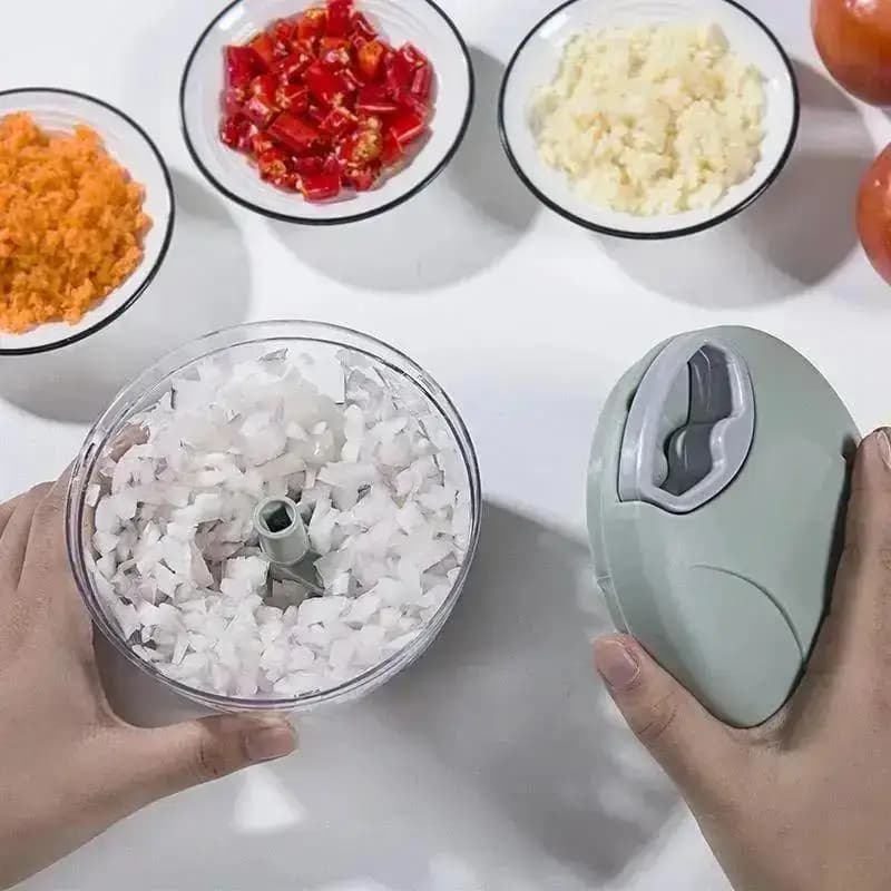 Manual Garlic Chopper Vegetable Cutter Slicer Fruit Crusher Kitchen Gadget — image 3
